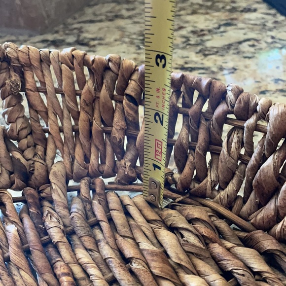 Large Basket - Picture 8 of 11